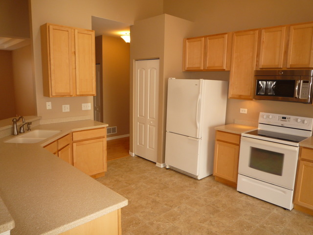 24323 Champion Dr, Plainfield, IL 60585 photo 6