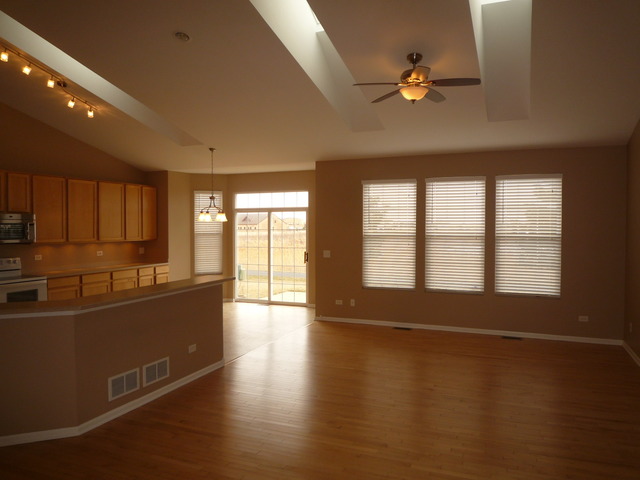 24323 Champion Dr, Plainfield, IL 60585 photo 2