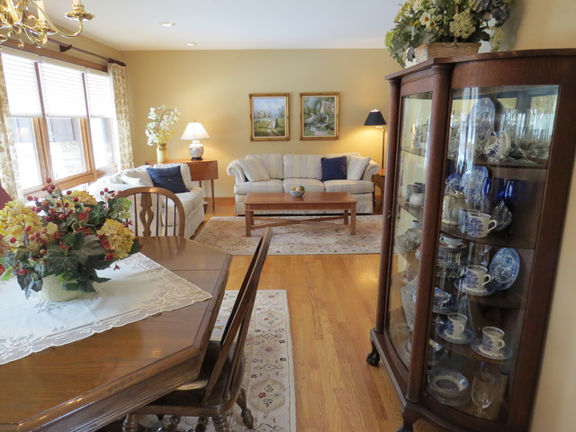 505 Western Ave, Wheaton, IL 60187 photo 5