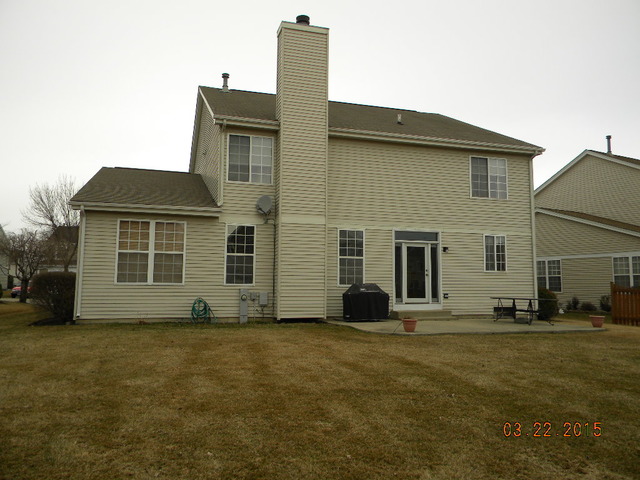 75 Lemans Dr, Wheeling, IL 60090 photo 2