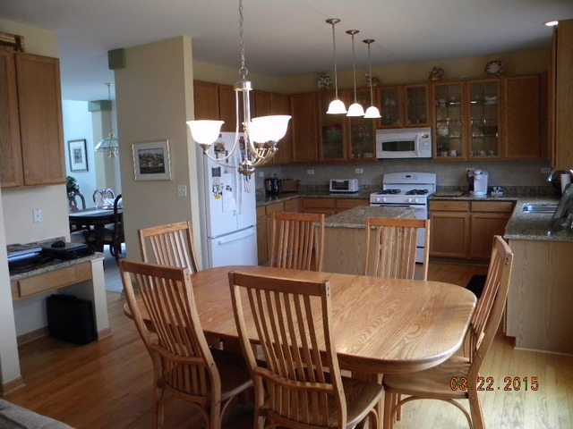 75 Lemans Dr, Wheeling, IL 60090 photo 9
