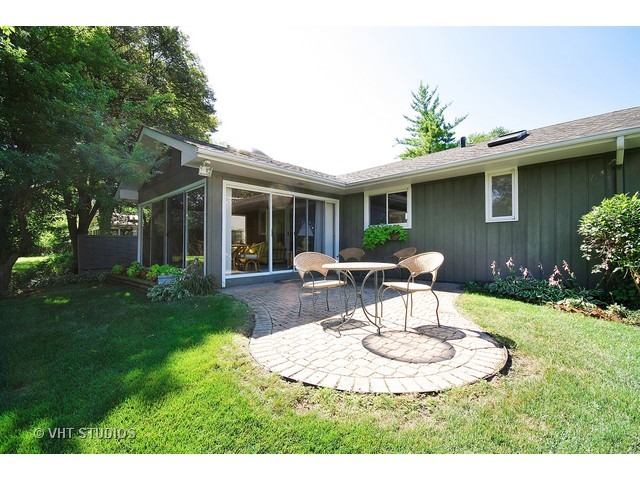633 Burning Tree Ln, Naperville, IL 60563 photo 11