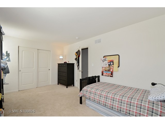 4130 Blake Ln, Glenview, IL 60026 photo 13