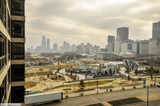 360 E Randolph St #805, Chicago, IL 60601 photo 19