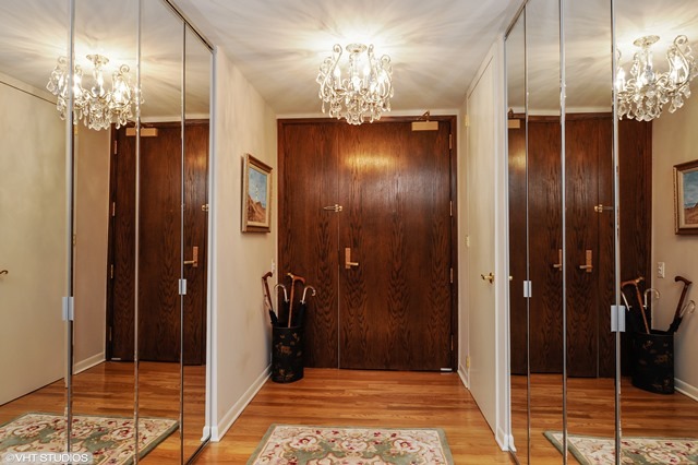 360 E Randolph St #805, Chicago, IL 60601 photo 2
