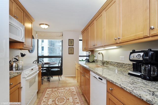 360 E Randolph St #805, Chicago, IL 60601 photo 8