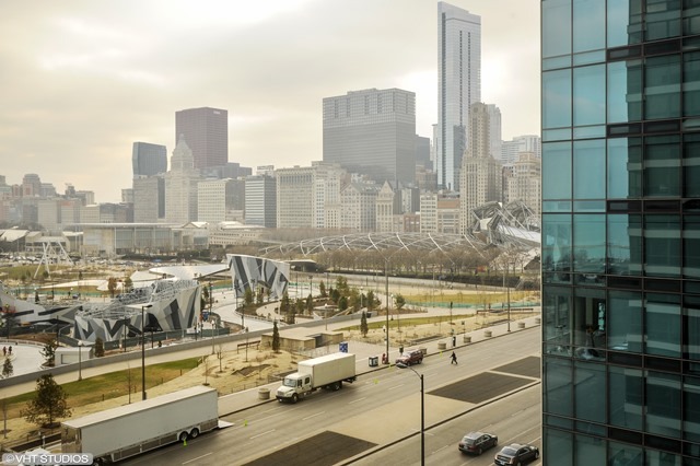 360 E Randolph St #805, Chicago, IL 60601 photo 22