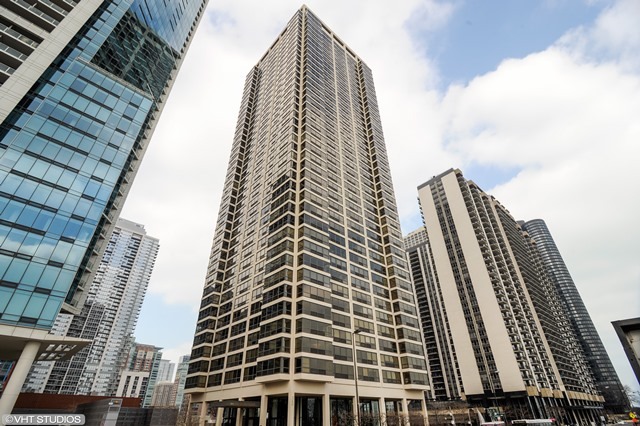 360 E Randolph St #805, Chicago, IL 60601 photo 1