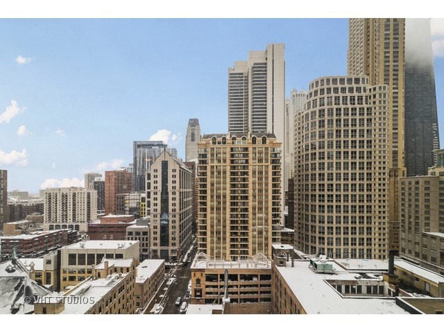 30 E Huron St #1708, Chicago, IL 60611 photo 13