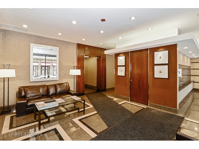 30 E Huron St #1708, Chicago, IL 60611 photo 4