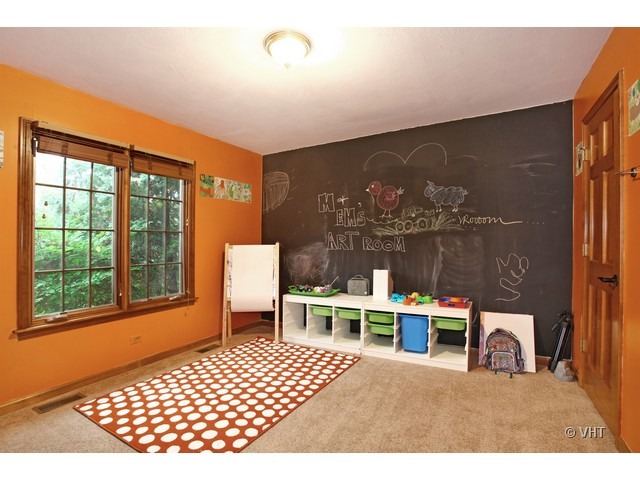72 Hawkins Cir, Wheaton, IL 60189 photo 17