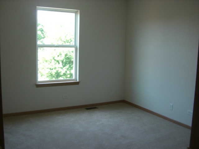3845 E 110th St, Chicago, IL 60617 photo 9