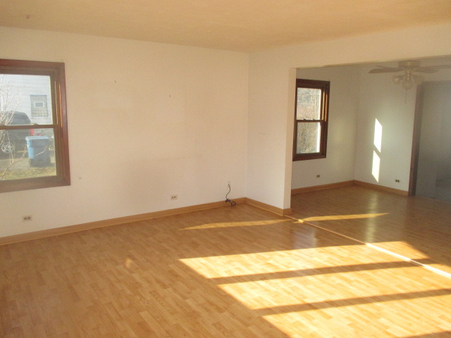 2318 Ruby St, Melrose Park, IL 60164 photo 9