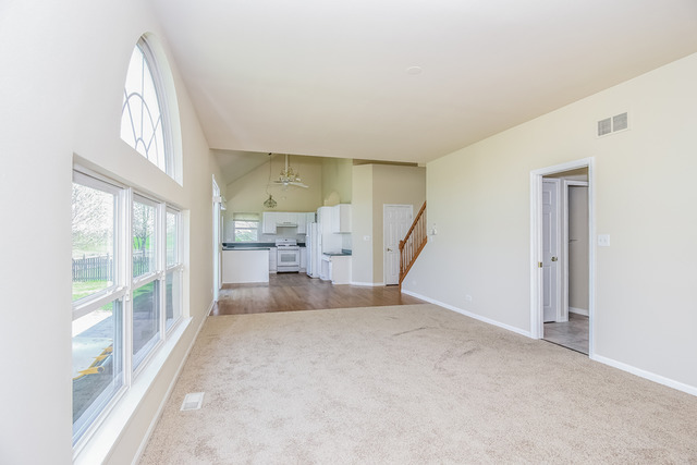 25460 W Gateway Cir, Plainfield, IL 60585 photo 7