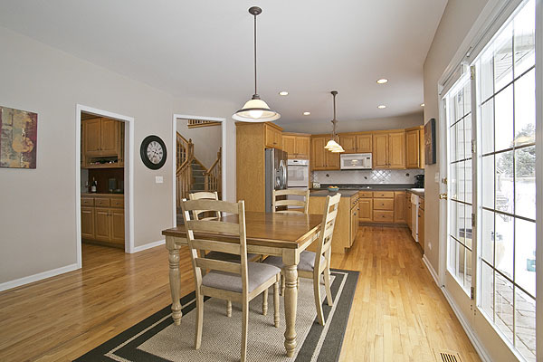 3640 White Eagle Dr, Naperville, IL 60564 photo 7
