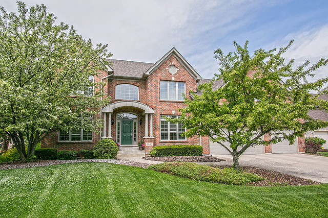 3640 White Eagle Dr, Naperville, IL 60564 photo 1