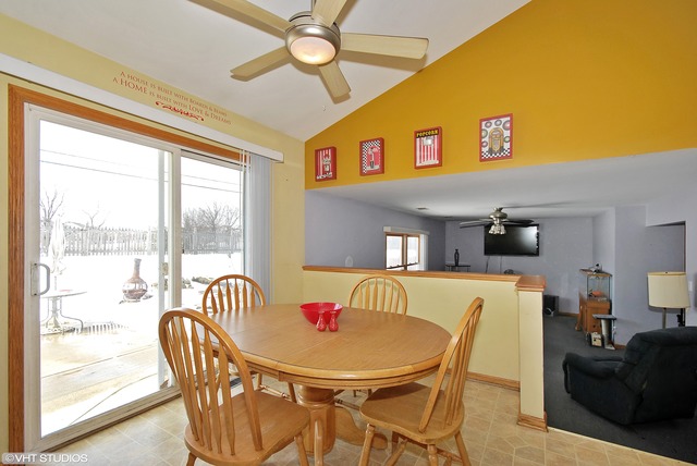 2103 Mystic Dr, Plainfield, IL 60586 photo 3