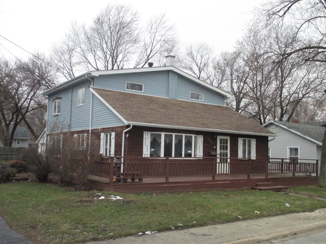 17872 Hickory St, Lansing, IL 60438 photo 1