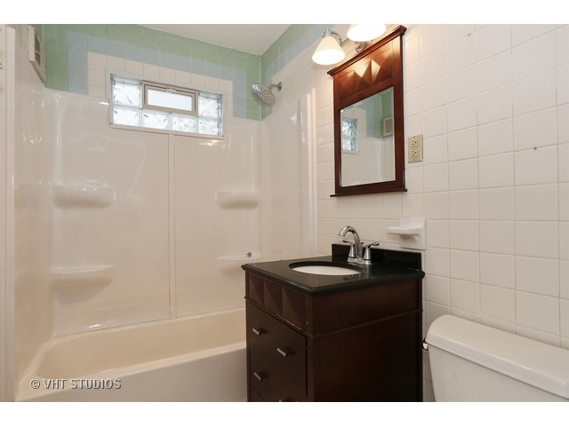 525 Crest St, Wheaton, IL 60187 photo 6