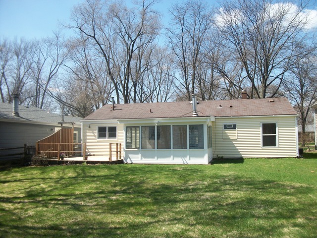 525 Crest St, Wheaton, IL 60187 photo 9