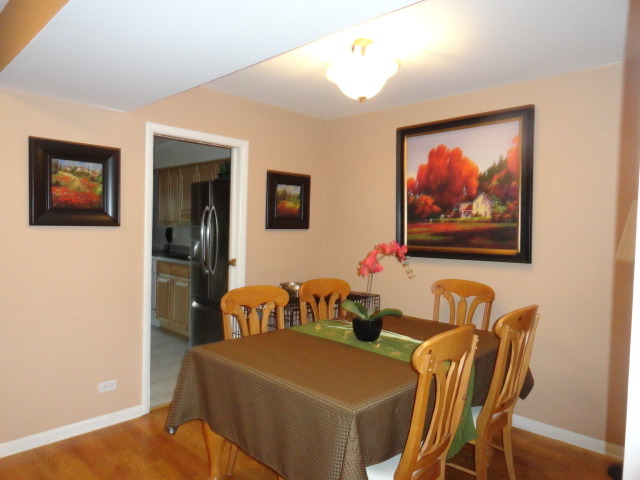 422 Ferne Dr, Wheeling, IL 60090 photo 3