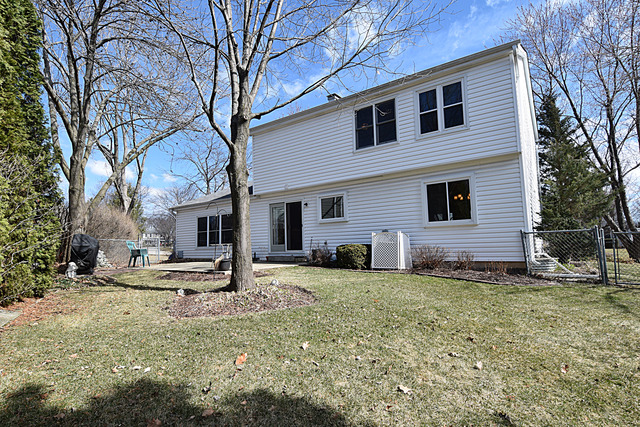 1174 Pointsetta Ln, Bartlett, IL 60103 photo 25