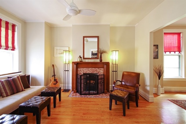 1933 W Grace St, Chicago, IL 60613 photo 4