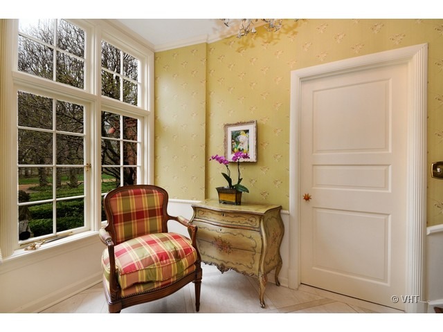 88 Locust Rd, Winnetka, IL 60093 photo 4