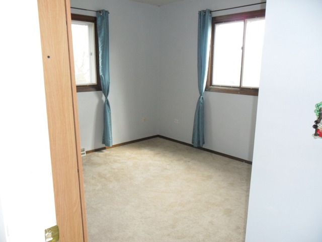 Undisclosed, Gurnee, IL 60031 photo 14