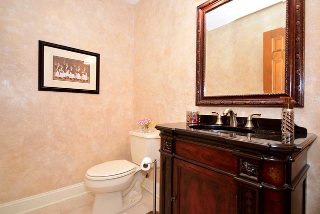 606 Robin Ct, Roselle, IL 60172 photo 11