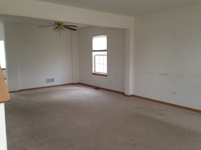 6986 Desert Dr, Plainfield, IL 60586 photo 2