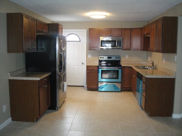1718 Eagle St, Kankakee, IL 60901 photo 3