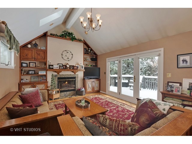 712 Hermitage Dr, Deerfield, IL 60015 photo 7