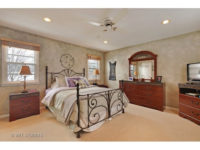 712 Hermitage Dr, Deerfield, IL 60015 photo 10