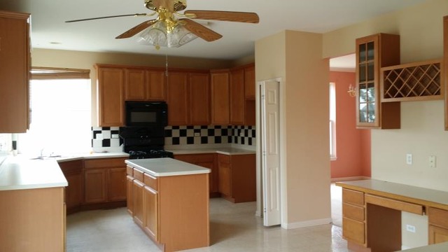 4451 Whitehall Ln, Algonquin, IL 60102 photo 6
