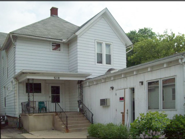 518 W Highland Ave, Elgin, IL 60123 photo 1