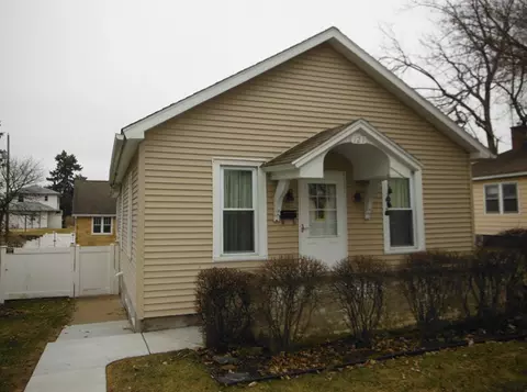 121 E 6th St, Spring Valley, IL 61362 photo 1