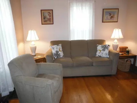 121 E 6th St, Spring Valley, IL 61362 photo 3