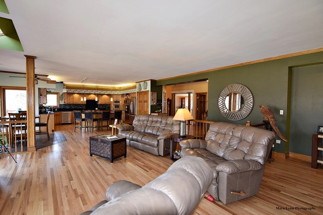 32 W546 Rochefort Ln, Wayne, IL 60184 photo 8