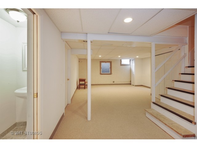 1678 Groton Ct, Wheaton, IL 60189 photo 6