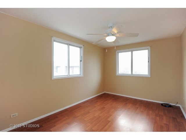 1678 Groton Ct, Wheaton, IL 60189 photo 9