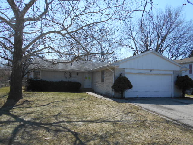2009 E Seminole Ln, Mount Prospect, IL 60056 photo 2