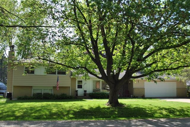 1217 W Circle Ct, Mchenry, IL 60051 photo 1