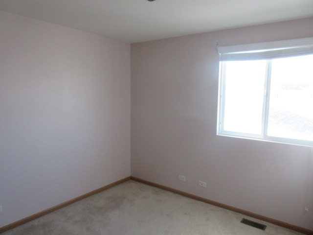 463 Victory Dr, Park Forest, IL 60466 photo 3