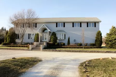 4189 W 1000 S Rd, Kankakee, IL 60901 photo 1