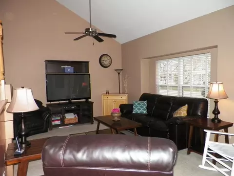 1303 Quail Dr, Plainfield, IL 60586 photo 3