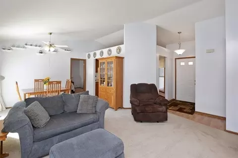 1769 Thorneapple Ln, Algonquin, IL 60102 photo 5