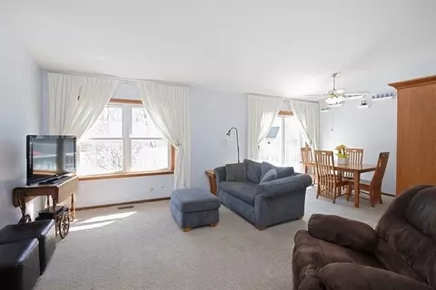 1769 Thorneapple Ln, Algonquin, IL 60102 photo 3