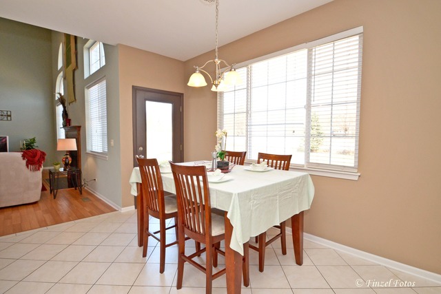 902 Limerick Ln, Mchenry, IL 60050 photo 10