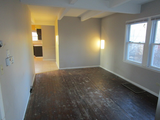 787 Stewart Ave, Elgin, IL 60120 photo 9